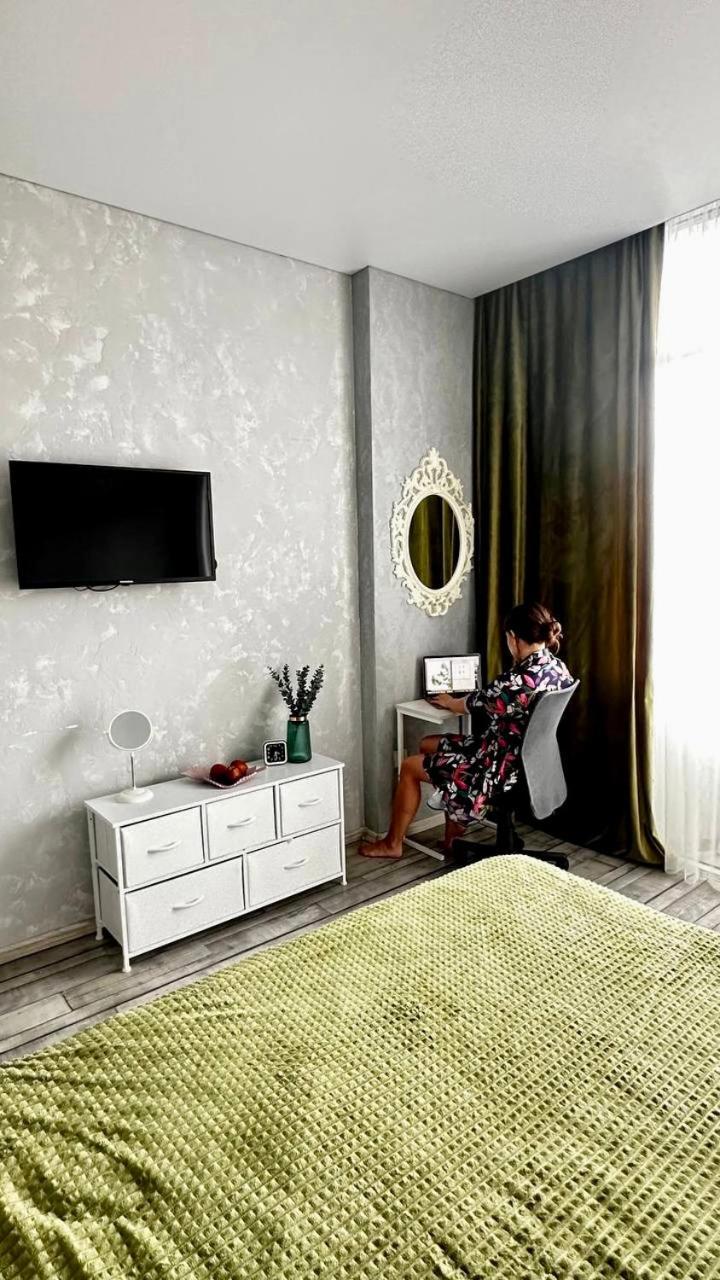 Pirosmani 18D, 14 Floor Apartment Batumi Ngoại thất bức ảnh
